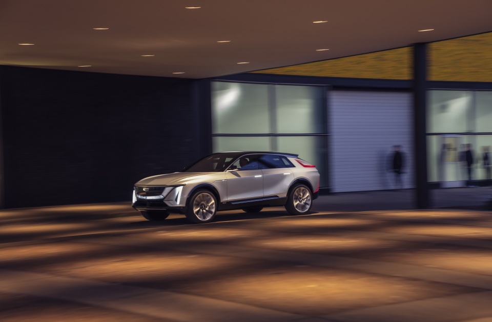 Cận cảnh tân binh Lyriq - Kỷ nguyên mới của Cadillac - 21 Cận cảnh tân binh Lyriq - Kỷ nguyên mới của Cadillac - 21
