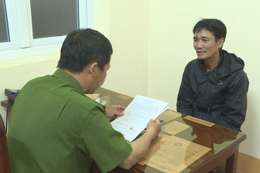 Bắt nghi phạm đánh nứt sọ bạn nhậu chỉ vì mâu thuẫn mở cửa