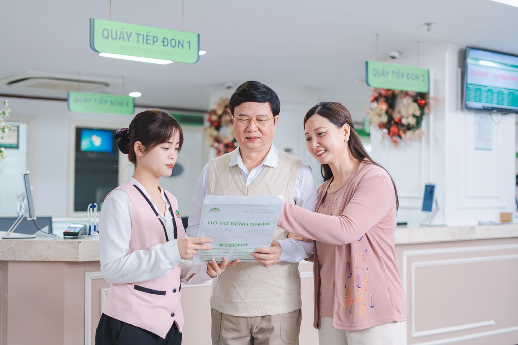 Bệnh viện Hồng Ngọc tiên phong chăm sóc sức khỏe người cao tuổi - 1 Bệnh viện Hồng Ngọc tiên phong chăm sóc sức khỏe người cao tuổi - 1