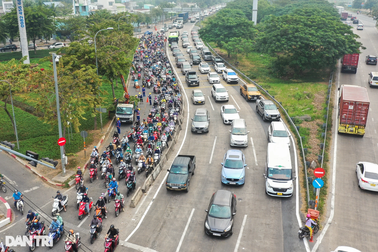 Bị cấp sở "chê" năng lực, Ban Giao thông TPHCM phản bác