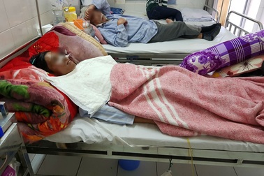 Ăn tiết canh, 5 người nhập viện, 1 tử vong vì nhiễm giun xoắn gây đau cơ dữ dội