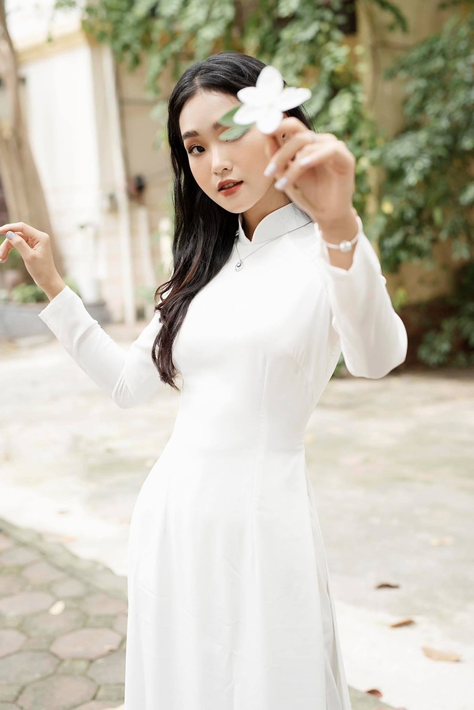 Nàng thơ xứ Thanh đẹp dịu dàng trong bộ ảnh chia tay giảng đường - 1 Nàng thơ xứ Thanh đẹp dịu dàng trong bộ ảnh chia tay giảng đường - 1