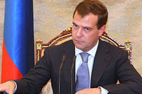 Tổng thống Medvedev cảnh báo cắt đứt quan hệ với NATO