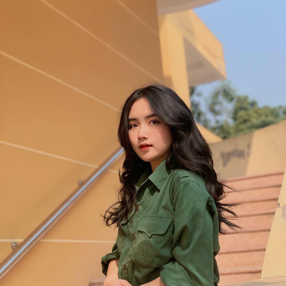 Thêm thiếu nữ xinh đẹp được mệnh danh hotgirl học quân sự - 1 Thêm thiếu nữ xinh đẹp được mệnh danh hotgirl học quân sự - 1