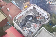 Trung Quốc: Sập mái sân vận động trường học, 10 người mắc kẹt