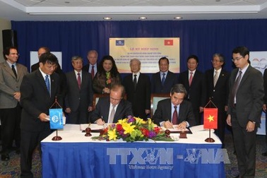 Ký kết 4 văn bản hợp tác giữa Việt Nam và Ngân hàng Thế giới