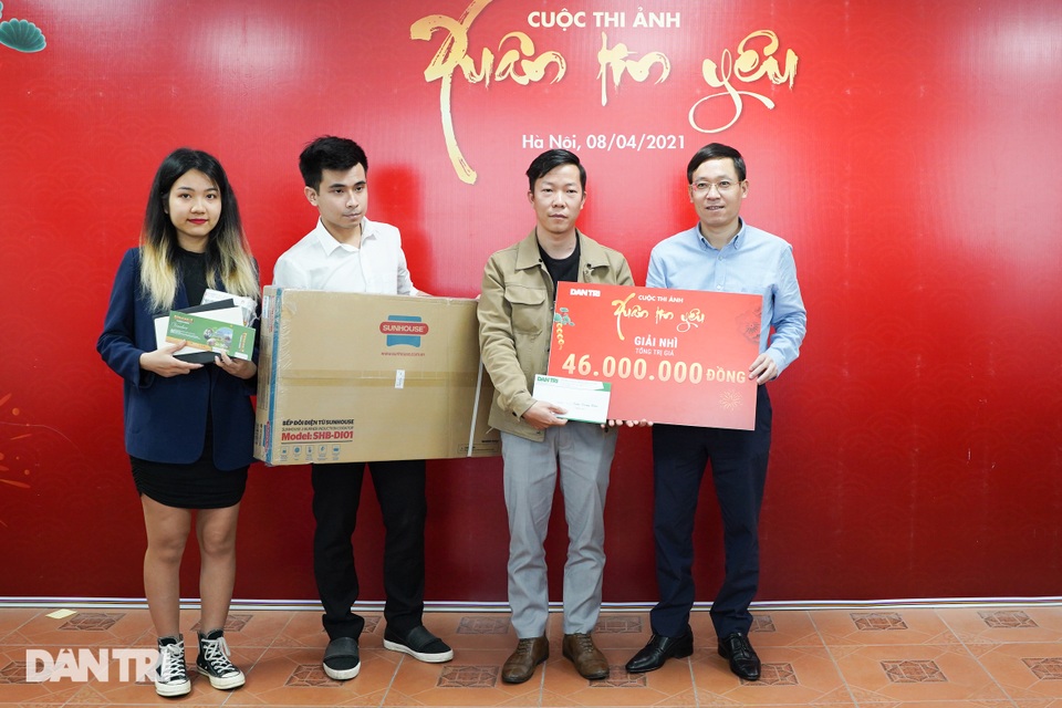 Báo Dân trí trao giải cuộc thi ảnh Xuân tin yêu - 3