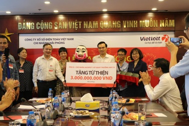 Những chủ nhân xổ số Power 6/55 của Vietlott