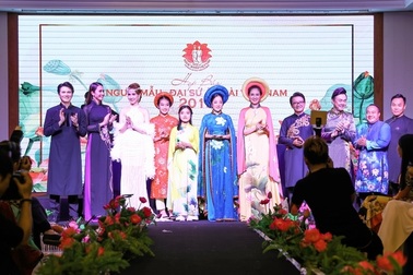 Vũ Mạnh Cường được chọn làm Đại sứ áo dài Việt Nam 2019
