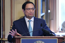 Thủ tướng: "Việt Nam chọn chủ động thích nghi thay vì bị động chống đỡ"