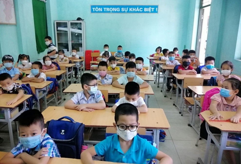 Hơn 1.000 học sinh nghỉ học vì liên quan F1 được thông báo đi học trở lại - 3 Hơn 1.000 học sinh nghỉ học vì liên quan F1 được thông báo đi học trở lại - 3