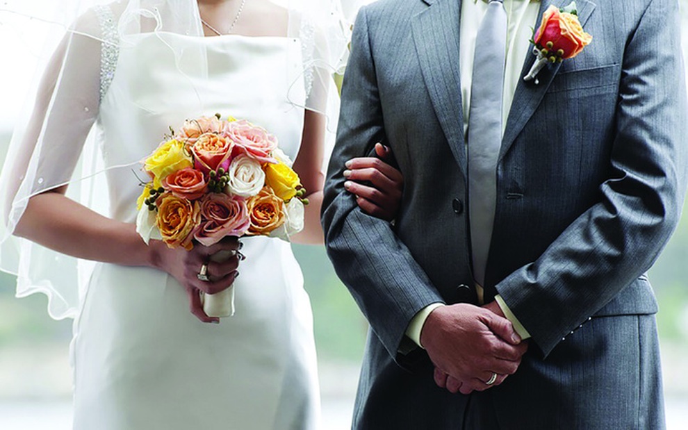 Không muốn bất hiếu, cô gái tặc lưỡi để có một tấm chồng - 1