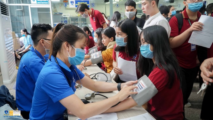 ĐH Nguyễn Tất Thành thể hiện trách nhiệm với xã hội - Ảnh 1. ĐH Nguyễn Tất Thành thể hiện trách nhiệm với xã hội - Ảnh 1.