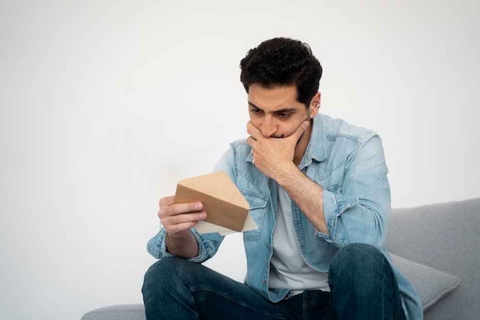 Đến nhà người yêu, tôi sững sờ khi đọc tờ giấy em gái cô ấy dúi vào tay - 1 Đến nhà người yêu, tôi sững sờ khi đọc tờ giấy em gái cô ấy dúi vào tay - 1