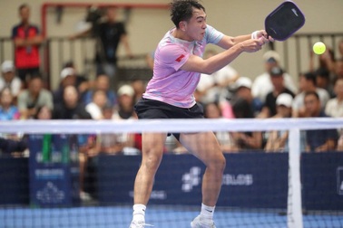 Tay vợt Việt kiều Phúc Huỳnh lên ngôi vô địch pickleball PPA châu Á 2025
