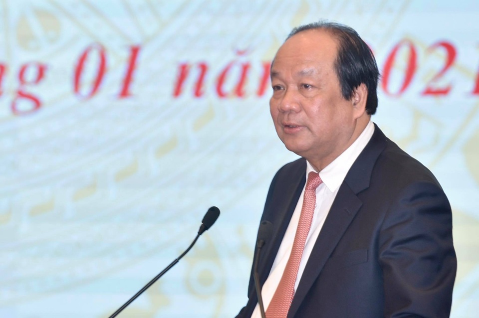 Thủ tướng bất ngờ khi vào cửa hàng của con gái Tổng thống Donald Trump - 3 Thủ tướng bất ngờ khi vào cửa hàng của con gái Tổng thống Donald Trump - 3
