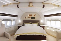 Ngắm siêu chuyên cơ "sang chảnh" hơn cả chiếc Trump Force One