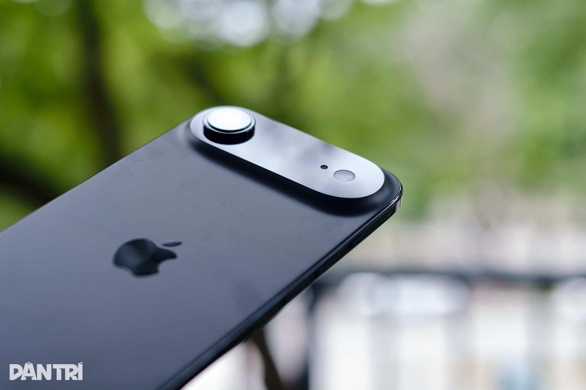 Đánh giá iPhone Air: Người dùng phải đổi gì lấy vẻ đẹp “siêu mỏng”? - 8