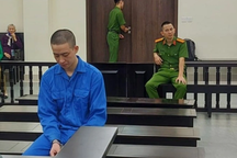 Rút dao đâm chủ nhà liên tiếp, tên trộm lĩnh án 18 năm tù