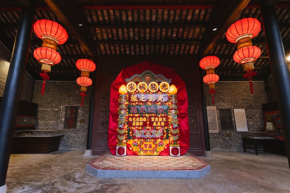 Khách đổ về Hong Kong trải nghiệm Cửu Long Thành Trại phiên bản điện ảnh - 3 Khách đổ về Hong Kong trải nghiệm Cửu Long Thành Trại phiên bản điện ảnh - 3