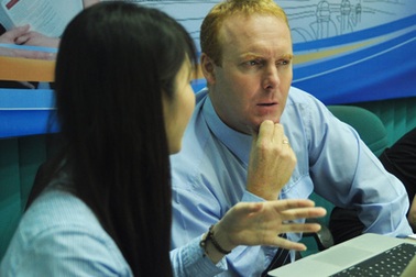 Chùm clip giao lưu trực tuyến với 3 vị khách mời 