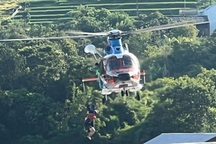 Thủ tướng: Sẵn sàng cứu trợ bằng đường không với nơi bị cô lập do mưa lũ