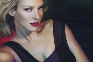 Uma Thurman mang bầu ở tuổi 42