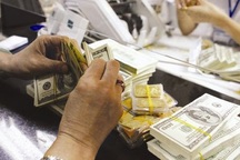 Đồng USD mạnh lên, giá vàng sụt giảm mạnh