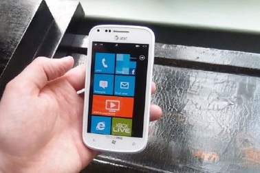 Samsung ra mắt điện thoại Windows Phone 4G giá rẻ