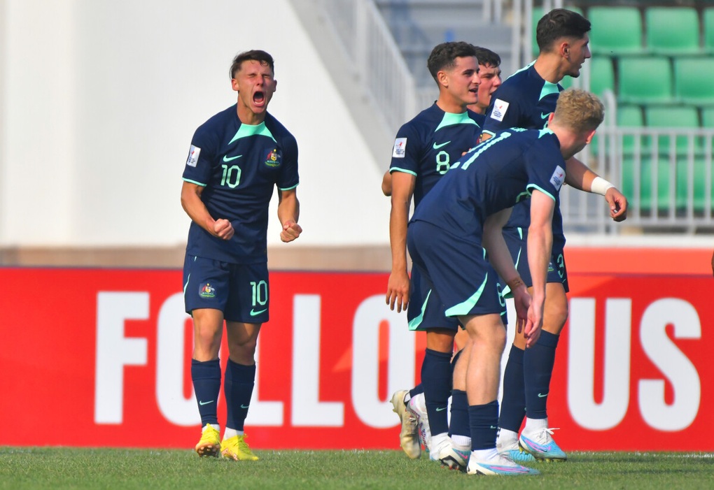 U20 Australia đánh bại U20 Iran, U20 Việt Nam gặp khó - 2 U20 Australia đánh bại U20 Iran, U20 Việt Nam gặp khó - 2