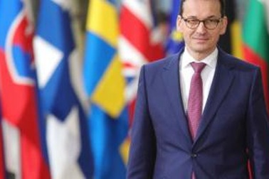 Nội khối Đông-Tây EU bất hòa