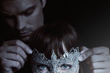 Nam chính “50 sắc thái” đổi đời nhờ phim