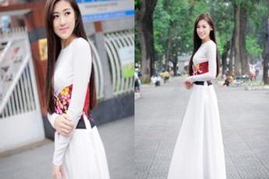 Á hậu Dương Tú Anh thướt tha áo dài tại Sài Gòn