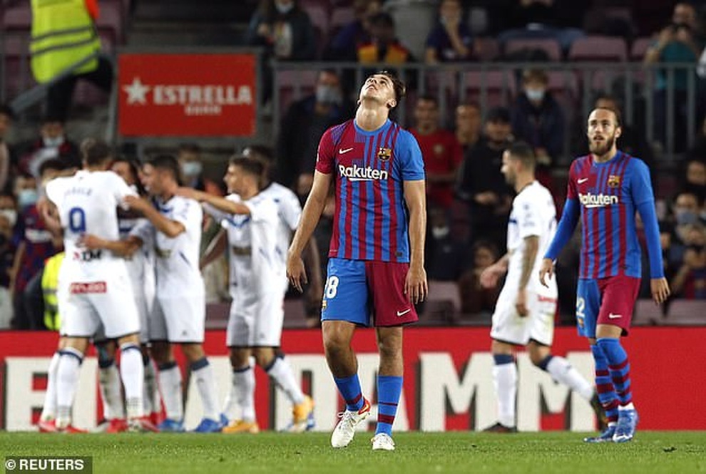 Sergio Aguero nhập viện trong ngày Barcelona bị cầm hòa thất vọng - 7 Sergio Aguero nhập viện trong ngày Barcelona bị cầm hòa thất vọng - 7