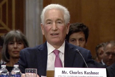 Ông Trump bổ nhiệm thông gia làm đại sứ Mỹ tại Pháp