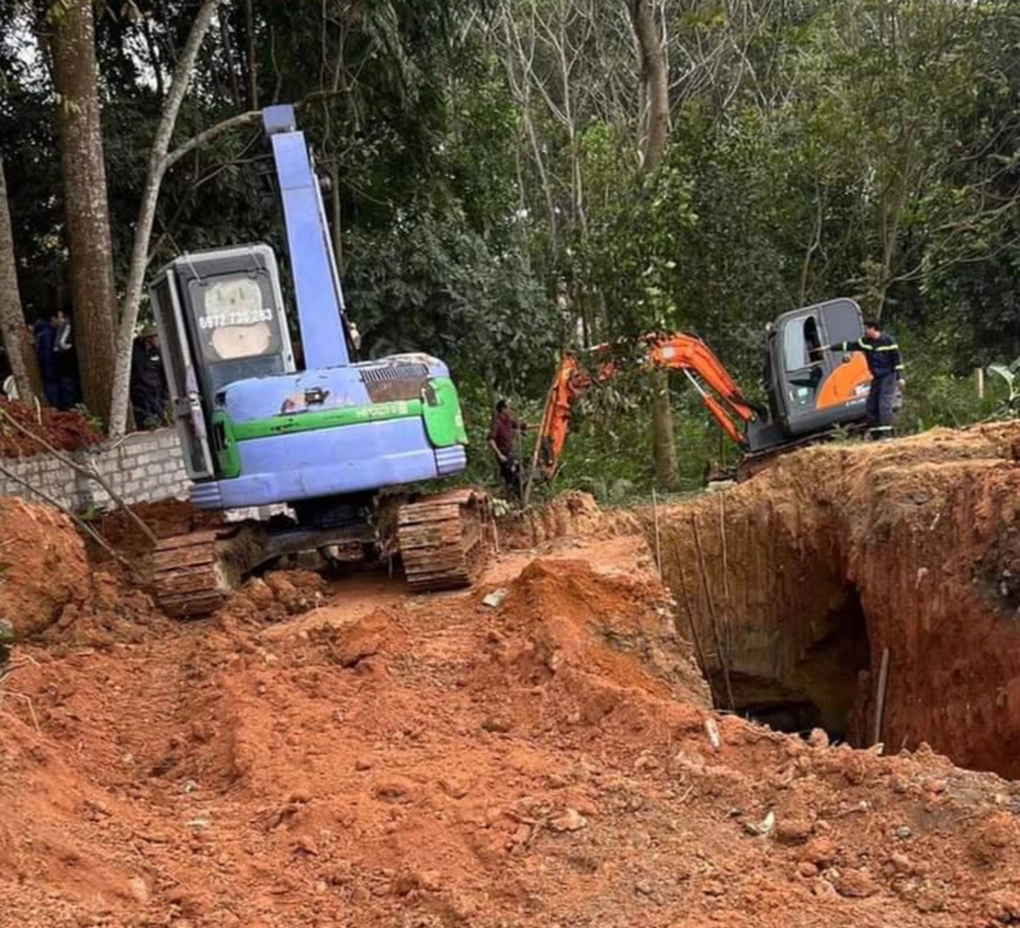 Sụt lún khi đào giếng ở Hà Nội, 2 anh em ruột tử vong - 1 Sụt lún khi đào giếng ở Hà Nội, 2 anh em ruột tử vong - 1