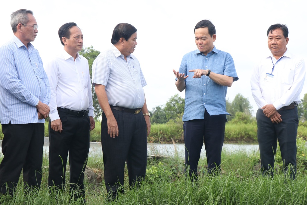 Phó Thủ tướng: Địa phương gặp vướng mắc có thể gửi trực tiếp cho tôi - 2 Phó Thủ tướng: Địa phương gặp vướng mắc có thể gửi trực tiếp cho tôi - 2