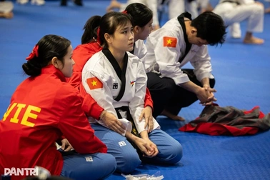 Bảng xếp hạng huy chương và liên tiếp sự cố ở ngày mở màn SEA Games 33