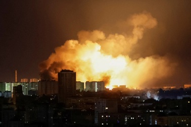 Nga không kích Kiev, tung đòn đáp trả sau chiến dịch “Mạng nhện”