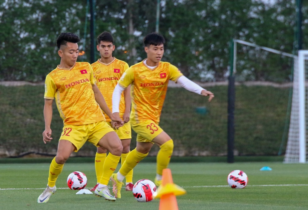 Văn Trường: HLV Philippe Troussier là người có cá tính rất mạnh - 2 Văn Trường: HLV Philippe Troussier là người có cá tính rất mạnh - 2