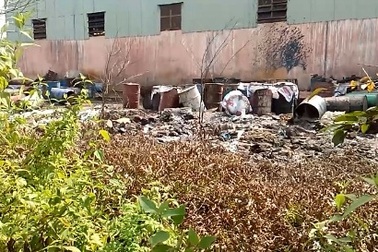 Hàng chục hộ dân kêu cứu vì cơ sở xả thải ô nhiễm