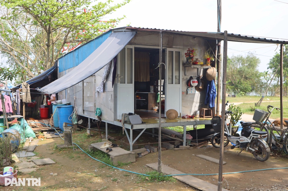 Thành phố đã lên trung ương, nhiều hộ vạn đò vẫn chưa thoát kiếp nhà chồ - 3