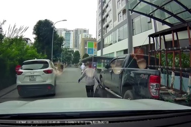 Phẫn nộ người đàn ông với “văn hóa đậu xe” khó có thể chấp nhận