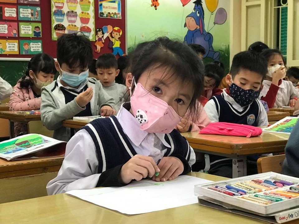 Hà Nội: Gần 2 triệu học sinh tiếp tục nghỉ học vào tuần tới - 1 Hà Nội: Gần 2 triệu học sinh tiếp tục nghỉ học vào tuần tới - 1