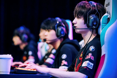 Vì sao người trẻ Trung Quốc rất khó trở thành game thủ nổi tiếng thế giới?