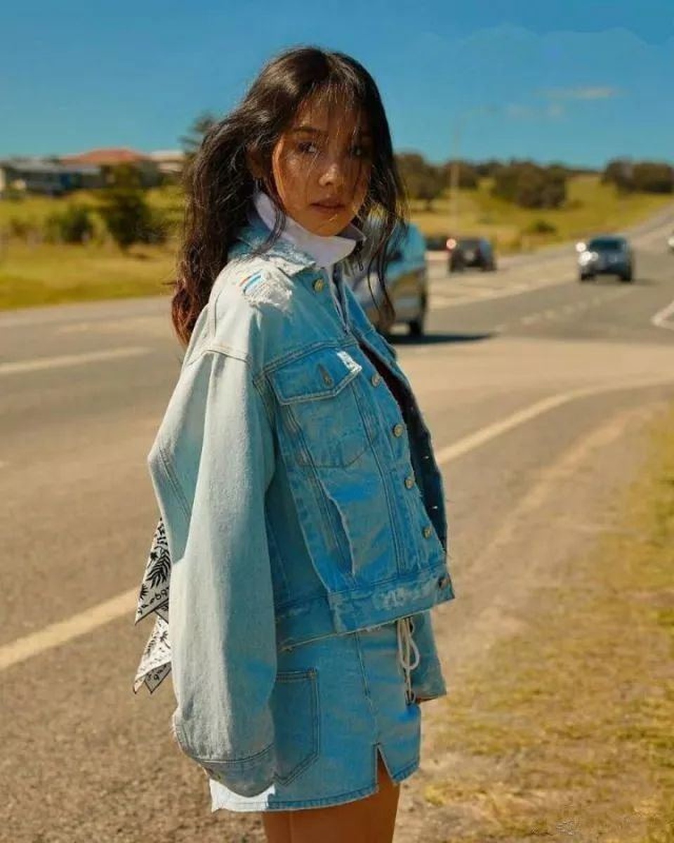 Lee Hyori: Sức hấp dẫn và đặc quyền của “tượng đài gợi cảm showbiz Hàn” - 24 Lee Hyori: Sức hấp dẫn và đặc quyền của “tượng đài gợi cảm showbiz Hàn” - 24