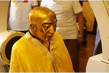 Xác ướp mạ vàng còn nguyên vẹn sau 1.000 năm