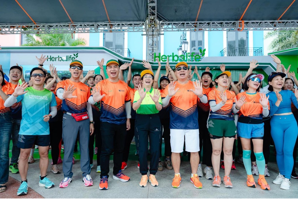 Herbalife truyền cảm hứng về tinh thần thể thao qua MV Tiếp lửa vinh quang - 2 Herbalife truyền cảm hứng về tinh thần thể thao qua MV Tiếp lửa vinh quang - 2