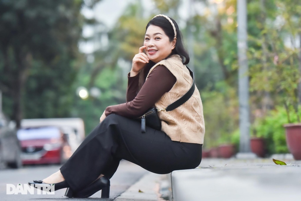 Thanh Tú cháo lòng tuổi 48: Dị ứng với đại gia, là bà ngoại bỉm sữa - 3 Thanh Tú cháo lòng tuổi 48: Dị ứng với đại gia, là bà ngoại bỉm sữa - 3