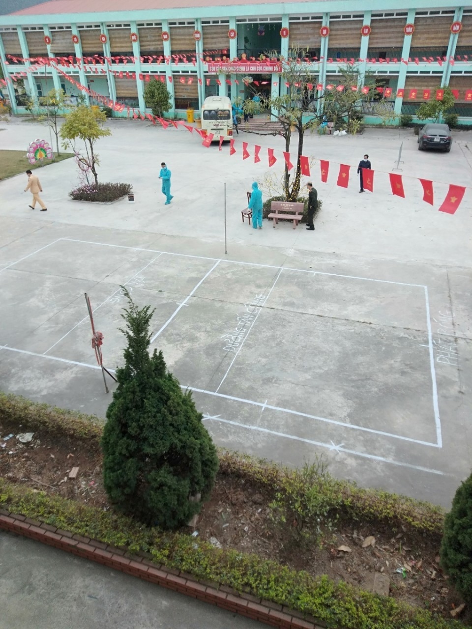 Nhật ký xúc động của người mẹ ở cùng con trong khu cách ly - 3 Nhật ký xúc động của người mẹ ở cùng con trong khu cách ly - 3